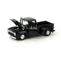 Motormax 1:24 1956 Ford F-100 Pickup Model Araba